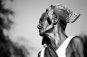 Read more about the article Istenek, ősök és sámánok – fotókiállítás